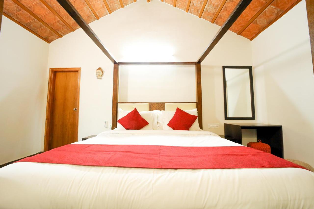 Brown Town Resort & Spa Hyderabad Luaran gambar