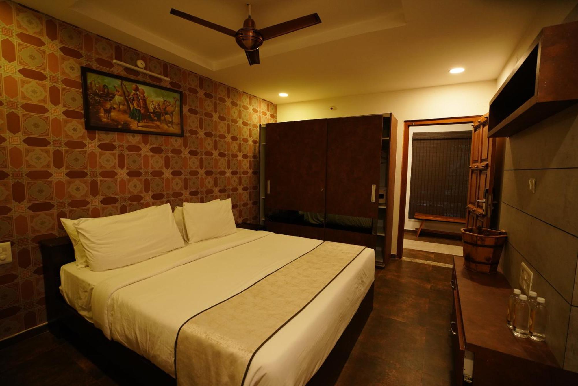 Brown Town Resort & Spa Hyderabad Luaran gambar