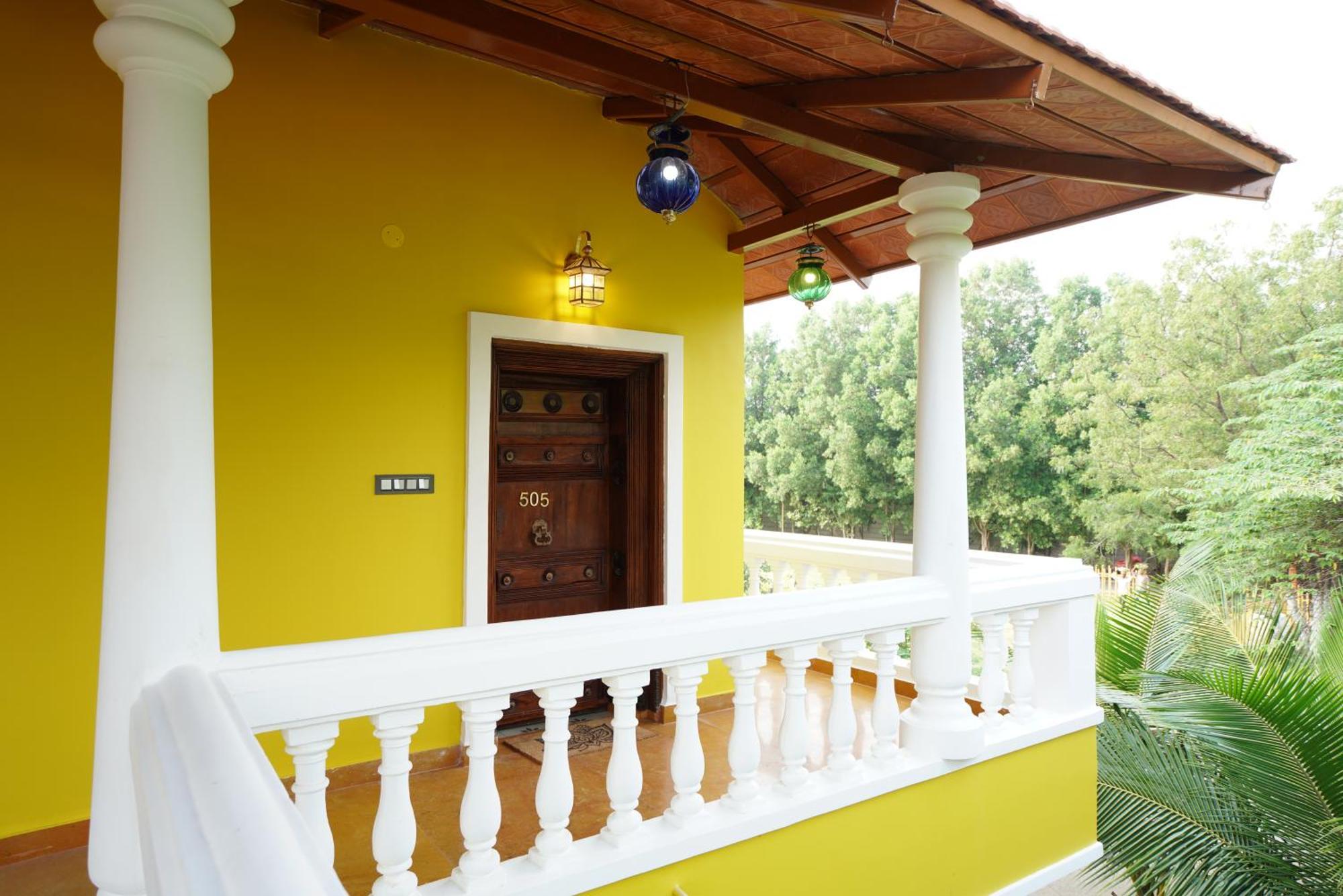 Brown Town Resort & Spa Hyderabad Luaran gambar