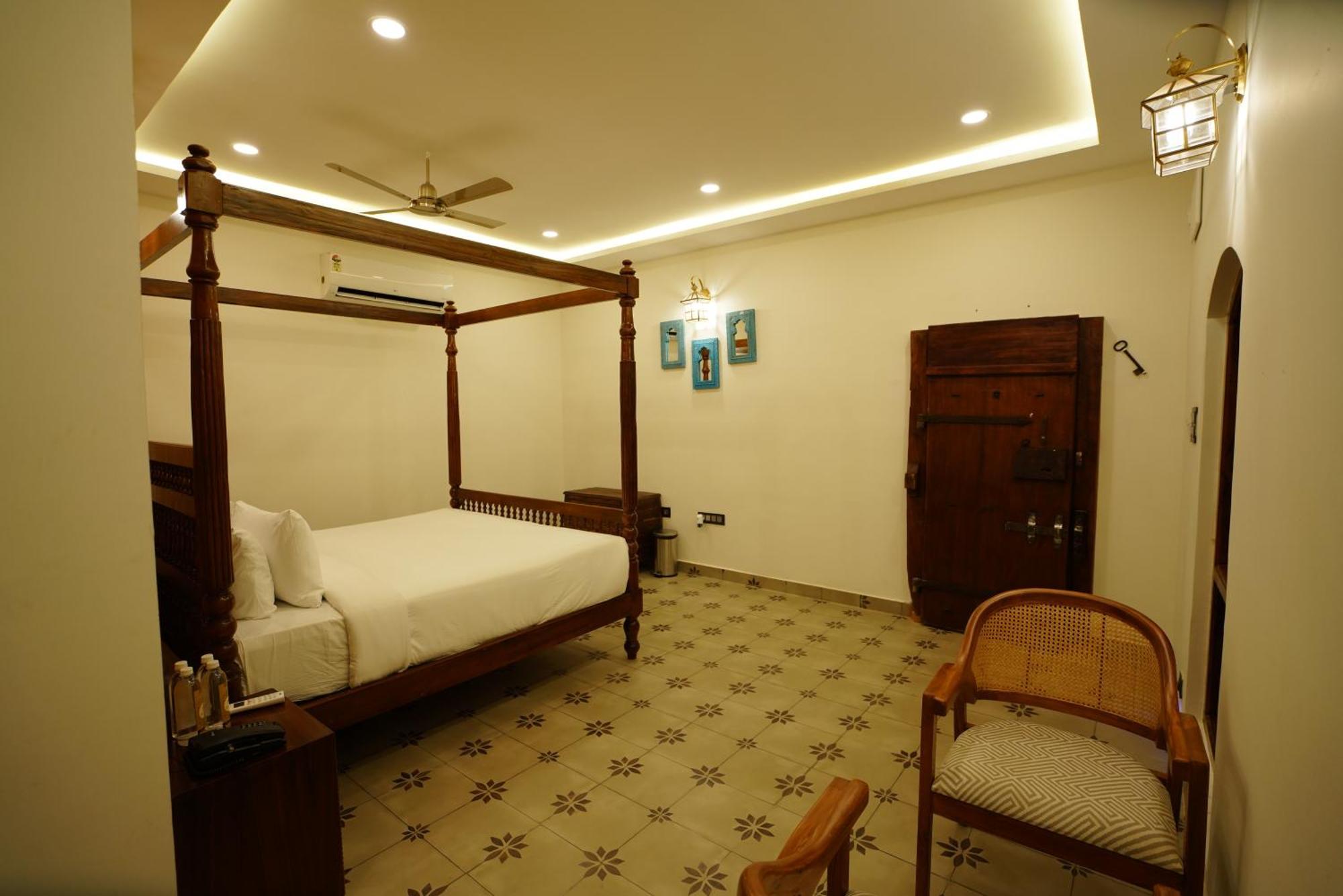 Brown Town Resort & Spa Hyderabad Luaran gambar